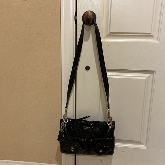 Coach - Picture 4 of 12